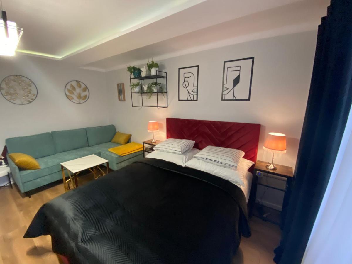 Apartament ,, Sen I Kawa" - Komfortowy Nocleg W Sercu Aglomeracji ビトム エクステリア 写真